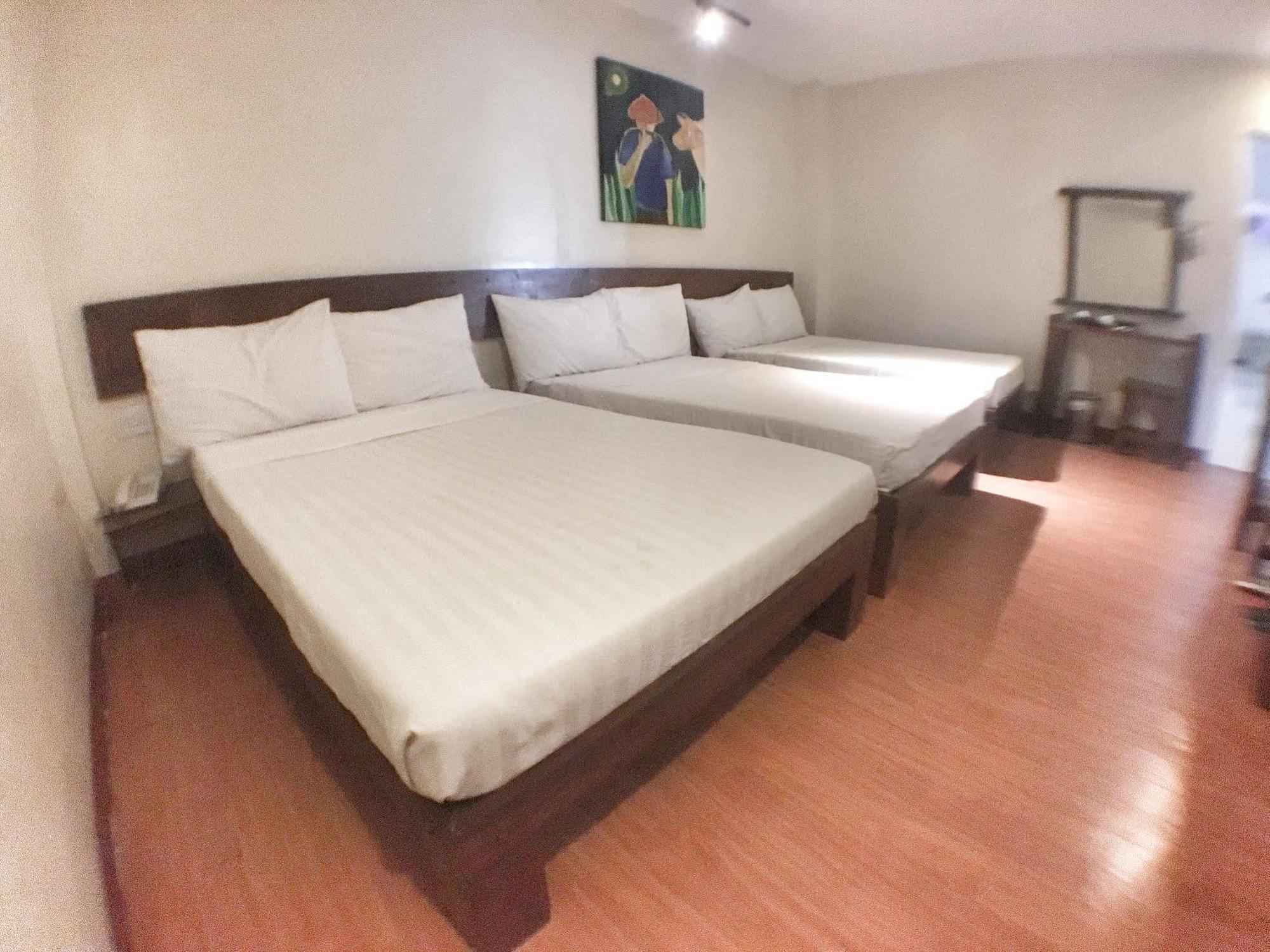 Ilocos Rosewell Hotell Eksteriør bilde